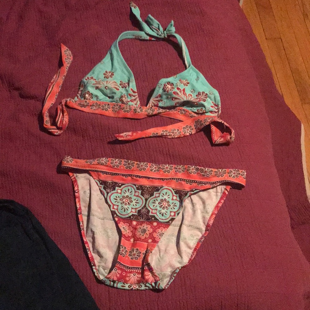 Bikini 👙 orange, red and teal